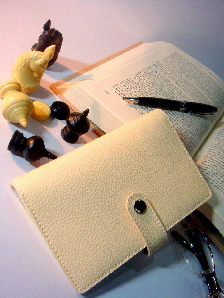 Vanilla(ครีม) - Bookbank Holder