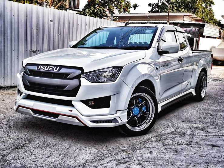 ชุดแต่งรอบคัน ISUZU D-MAX 2020 ทรง MDP V1