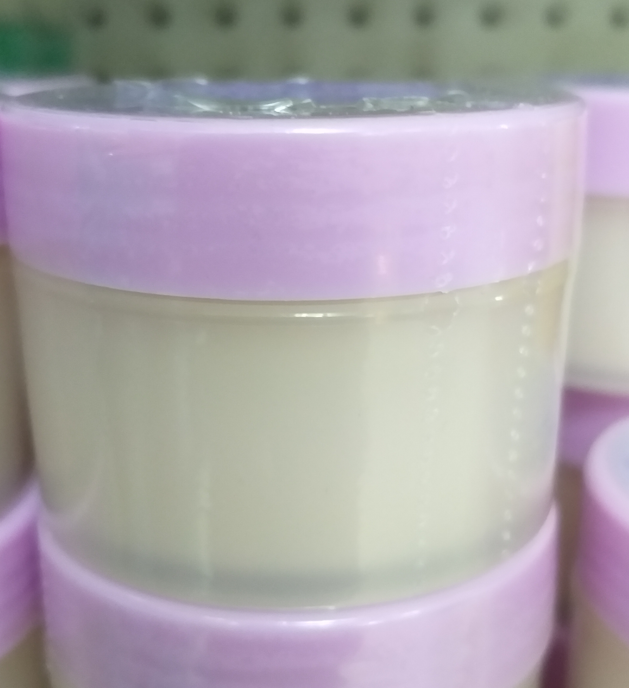 54-101-3100-1 ครีมกวาวเครือ 50 กรัม(สีม่วง) ปฐมฯ