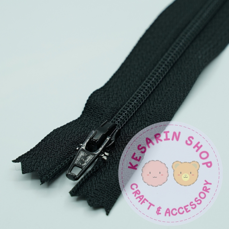 ซิปไนล่อน YKK (ฟันเบอร์3) ขนาด 5นิ้ว