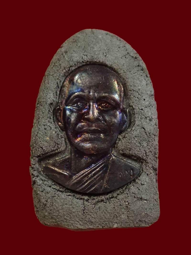 ชุดเนื้อว่านหลวงพ่อทวด รุ่น100ปีอาจารย์ทิม วัดช้างให้ ปี 2555 พิมพ์กลักไม้ขีด/พิมพ์ใหญ่/พิมพ์พระรอด (ปลุกเสกศาลหลักเมืองปัตตานี)