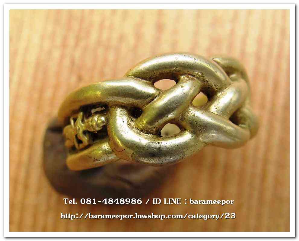 แหวน ไอ้ไข่ เด็กวัดเจดีย์ รุ่นเจริญทรัพย์ ๖๑ เนื้อทองเหลือง ขนาด 18 mm.สภาพใช้ตามภาพ