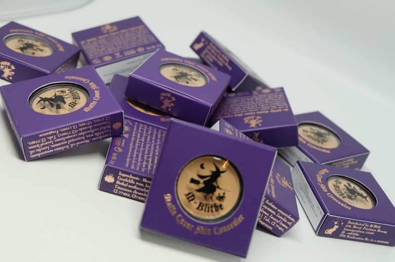 M-Blithe Cover Skin Concealer ราคา 390 บาท คู่ละ 750 บาท ส่ง 1 โหล ราคา 300 บาท