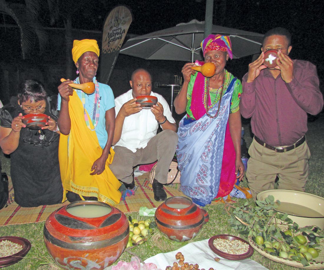 มารูลา (กินแล้วเมา) - MARULA TREE