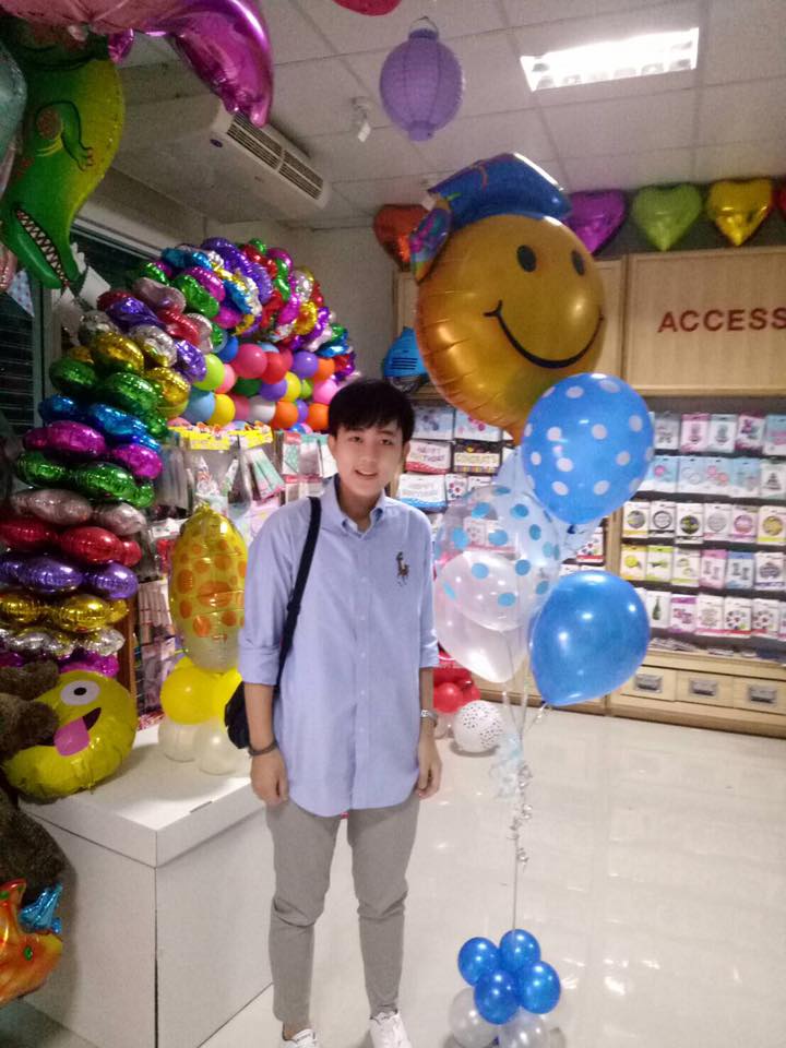 ลูกโป่งรับปริญญา เรียนจบ
