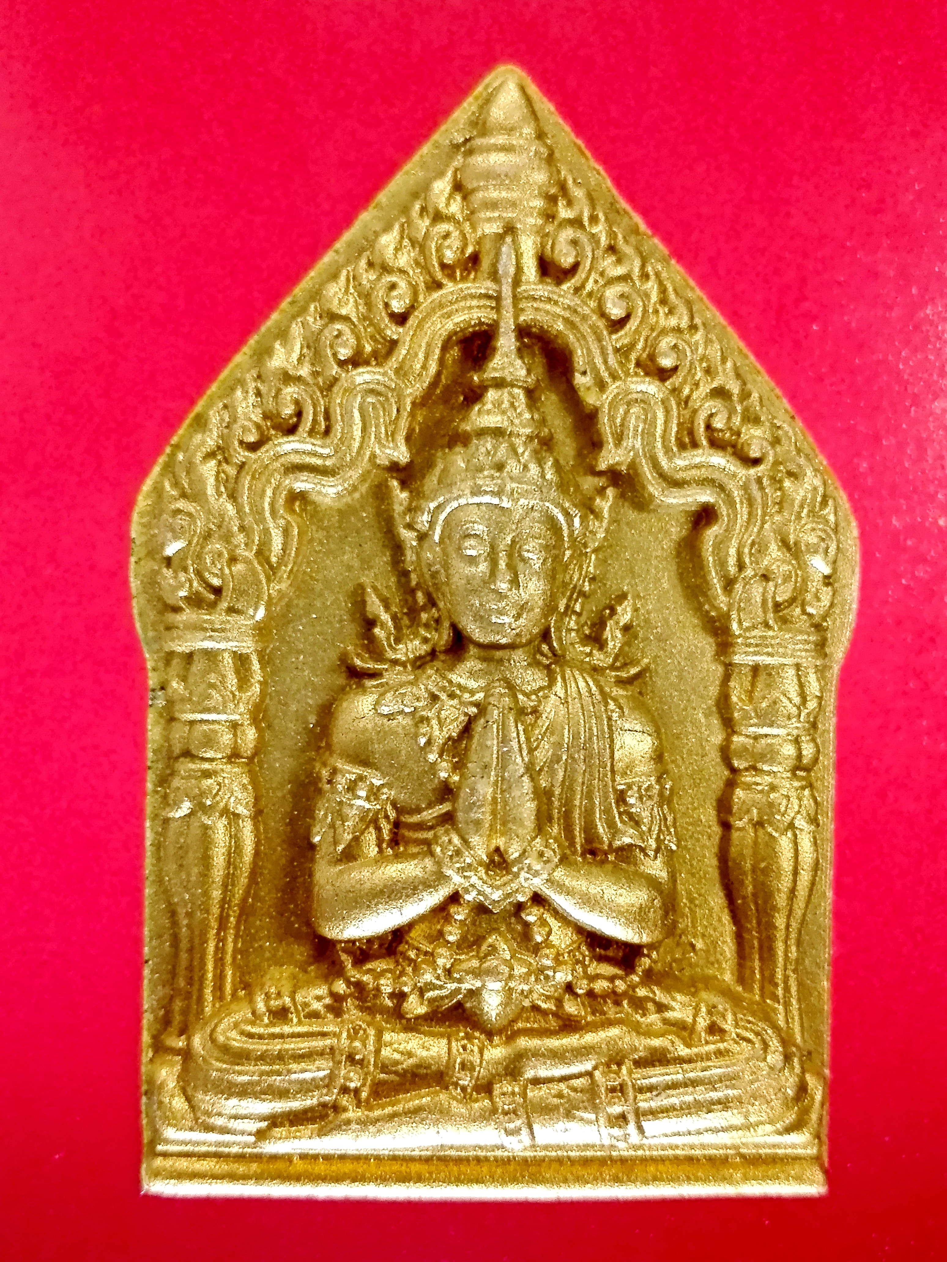 พระลักษณ์ บรมครูสายเสน่ห์เมตตามหานิยม