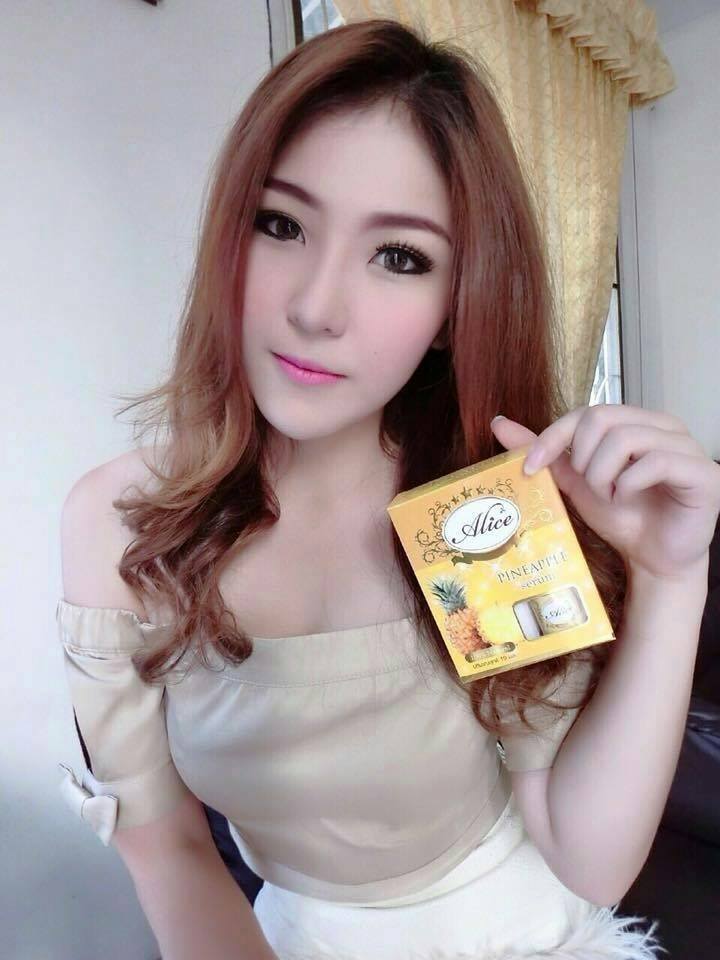 Alice เซรั่มสับปะรด เม็ดองุ่น Pineapple Grape Serum by Alice