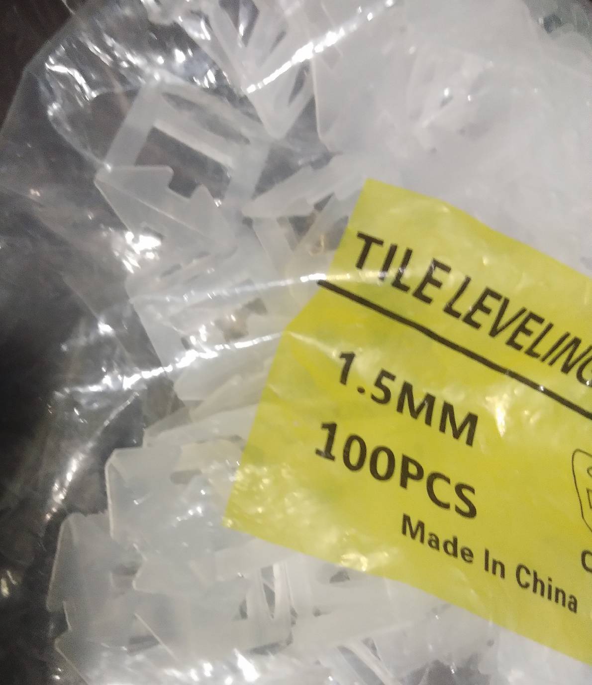 อุปกรณ์ปรับระดับกระเบื้อง ขนาด 1.5 มม.จำนวน 100 ชิ้น ยังไม่แกะถุง