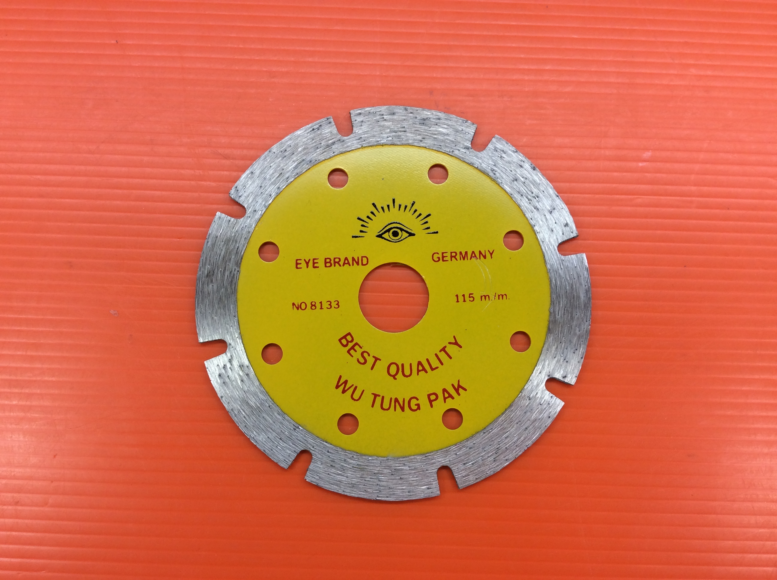 ใบเพชรตัดกระเบื้องตราตา ( 115 มม. ) EYE BRAND