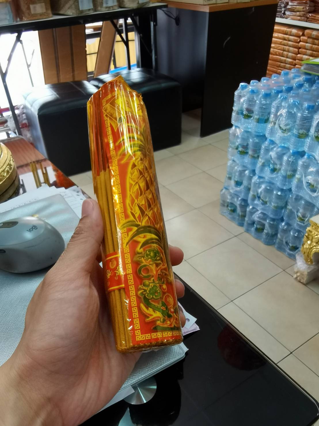 ธูปหอมสับปะรด 8 นิ้ว เล็ก