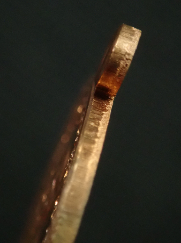 >รุ่งดัง< เหรียญมีเสน่ห์..เกจิดังหลายท่านปลุกเสก* เหรียญบารมีหลวงพ่อทวด ปี2554 เนื้อทองแดงผิวไฟ