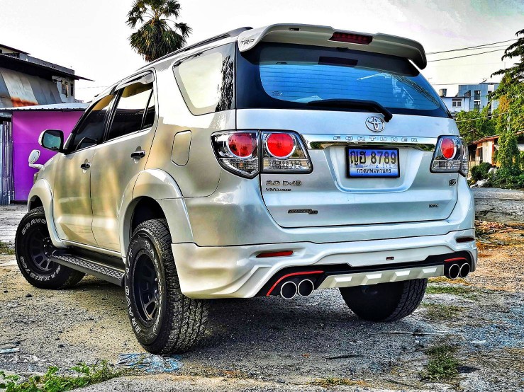 ชุดแต่งสเกิร์ต FORTUNER 2011-2014 MDP v1