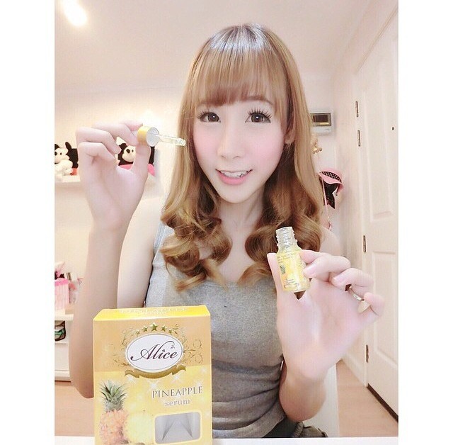 Alice เซรั่มสับปะรด เม็ดองุ่น Pineapple Grape Serum by Alice