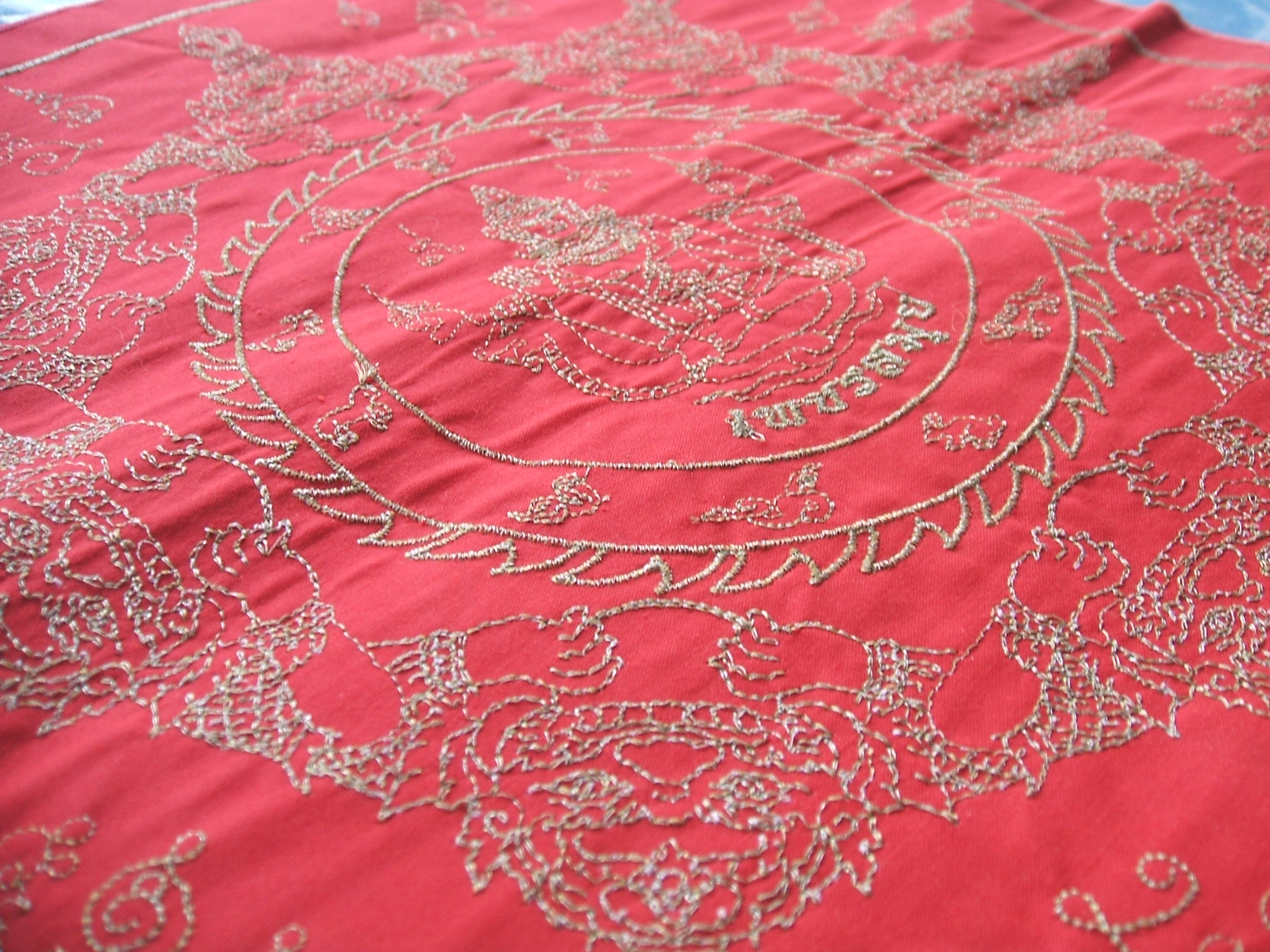 ผ้ายันต์ จตุคาม รามเทพ และเกจิอาจารย์ หลายรุ่นมีให้เลือกชมกัน