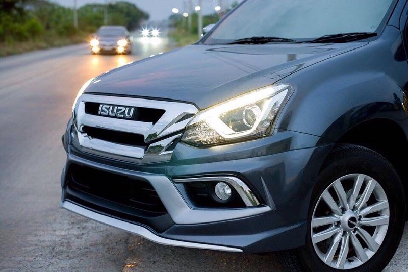 ชุดแต่งรอบคัน New ISUZU MU X 2017 Autotriz