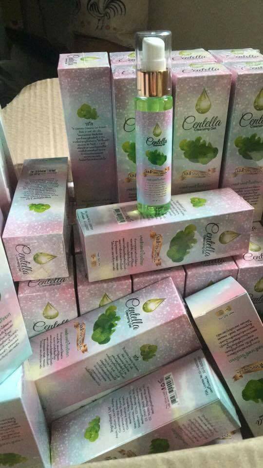 Centella Cleansing Gel 60 ml. เจลล้างหน้าสูตรเย็น