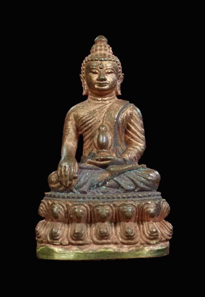 พระกริ่งเจ้าสัว (รุ่นแรก) พระครูสังฆรักษ์สัญญา (คง) วัดกลางบางแก้ว นครปฐม ปี 2557 รุ่นที่ระลึกฉลองเลื่อนสมณศักดิ์ เนื้อสำริด (กริ่งดัง) หมายเลข 2284 ขนาดพระสูง 3.9 ซ.ม. พร้อมกล่องเดิม