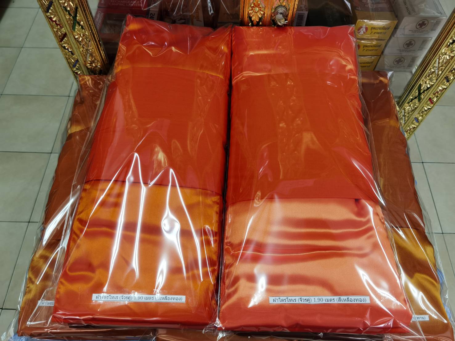 ผ้าไตรโทเร (จีวรคู่) 1.90 เมตร *ไม่มียี่ห้อ บรรจุถุงแก้วใส