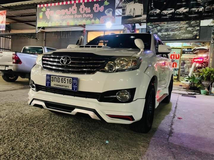 ชุดแต่งสเกิร์ต FORTUNER 2011-2014 MDP v1