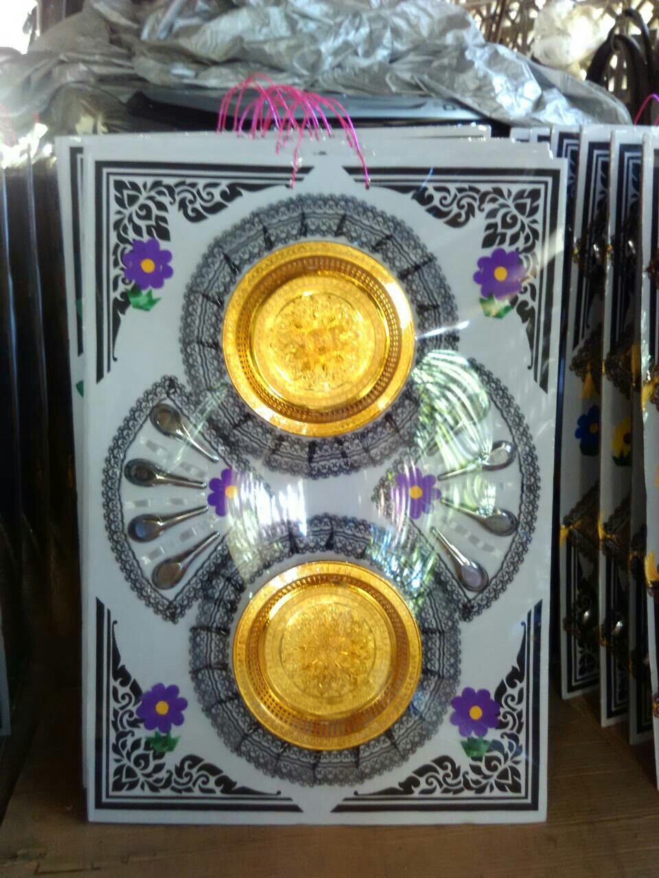 พวงหรีด ราคา 250 บาท