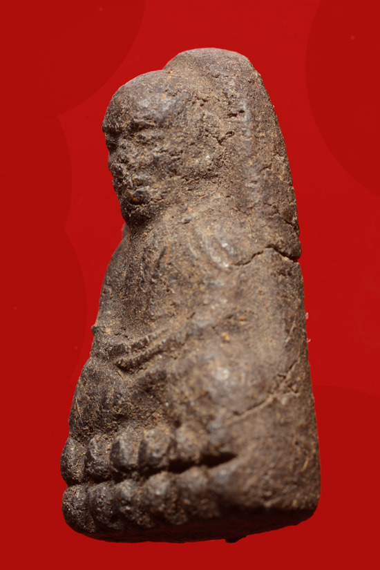 หลวงพ่อทวดเนื้อว่าน พิมพ์พระรอด วัดศรีมหาโพธิ์ พ.ศ. 2537