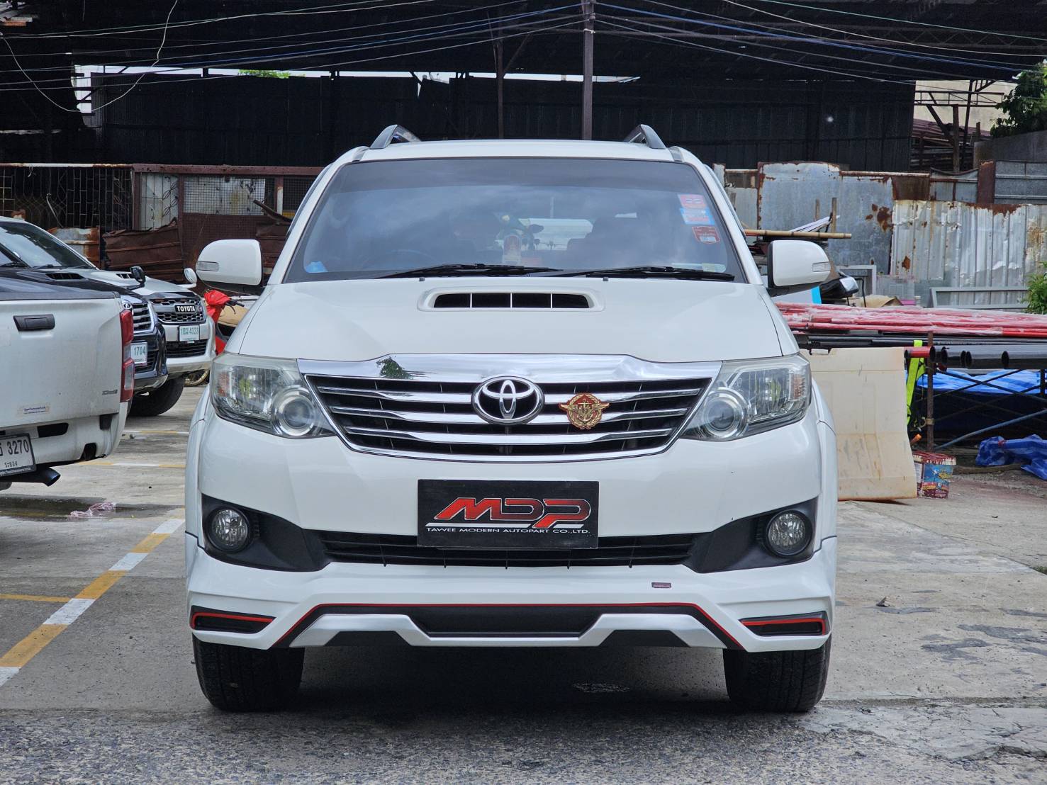 ชุดแต่งสเกิร์ต FORTUNER 2011-2014 MDP v1