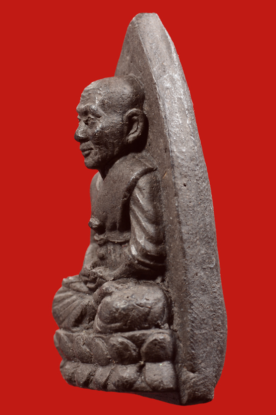 หายาก..หลวงพ่อทวด เนื้อว่าน รุ่นสร้างศูนย์ศิลปาชีพพิเศษ จ.ปัตตานี พ.ศ. 2537 พิมพ์จัมโบ้