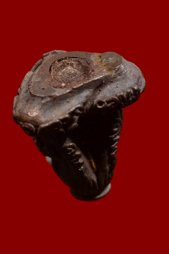 พระปิดตาทักษิณนพฤทธิ์ หลวงพ่อดำ วัดใหม่นภาราม (ตากใบ) นราธิวาส