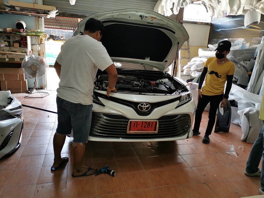 เเปลงกันชนหน้า Toyota New CAMRY 2018 2019 LEXUS