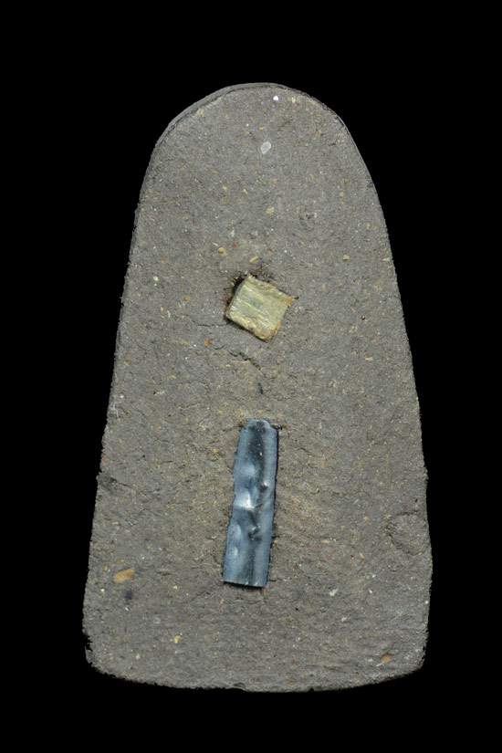 หลวงพ่อทวดเนื้อว่าน พิมพ์พระรอด วัดศรีมหาโพธิ์ พ.ศ. 2537