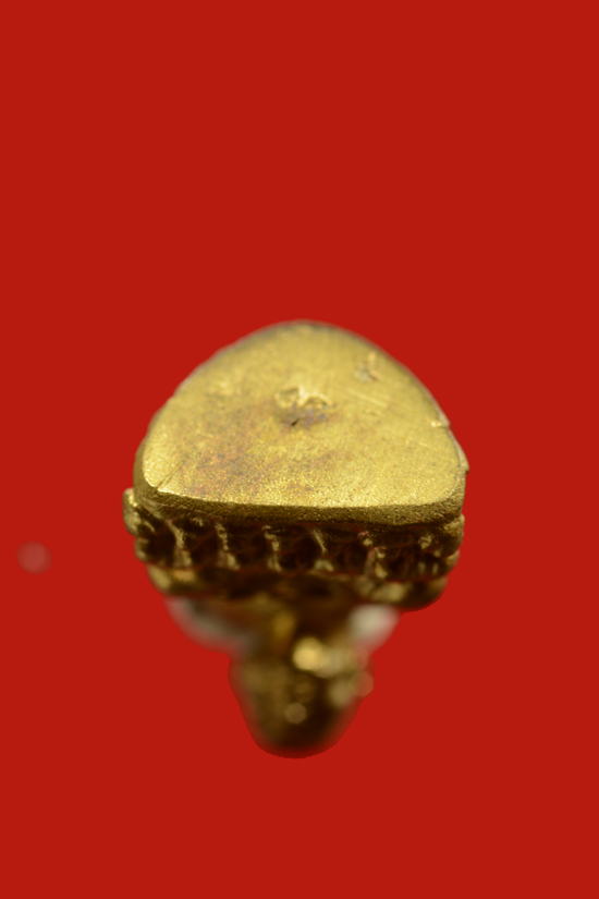 หลวงพ่อทวด รุ่นสร้างวิหาร วัดทรายขาว พ.ศ.2537