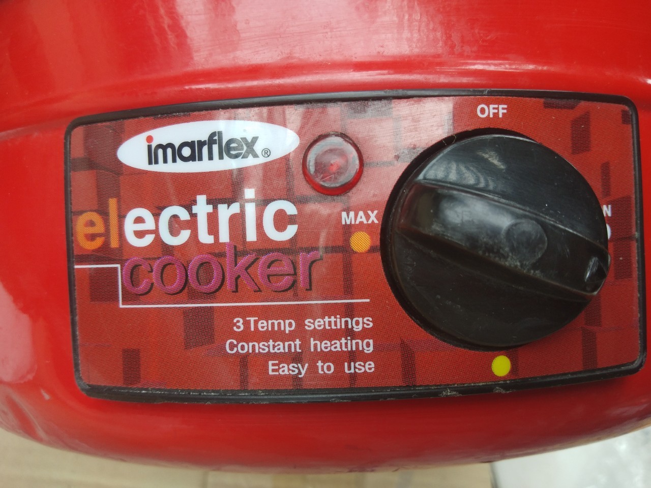 กะทะไฟฟ้า Imarflex รุ่น MP-12Q เป็นกระทะไฟฟ้าอลูมิเนียม ขนาดใหญ่ ความจุ 3 ลิตร ของมือสอง