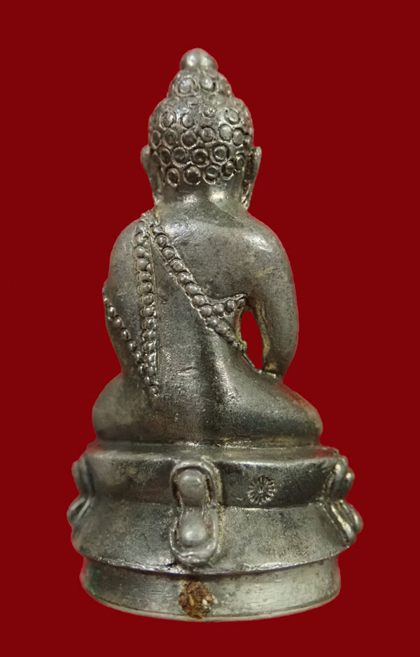 พระกริ่งปวเรศชินบัญชร รุ่นพุทธปวเรศ โครงการสังฆราชบูชาพระชันษา 100 ปี วัดบวรนิเวศวิหาร ปี 2554 เนื้อเงินก้นเงิน หมายเลข 199 พร้อมกล่องเดิมและบัตรประจำองค์พระ