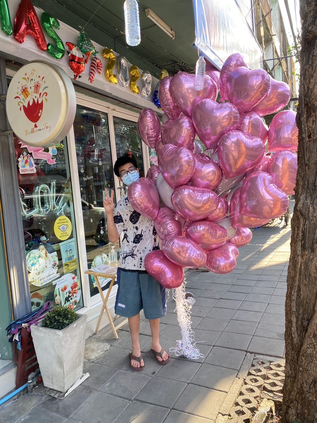 ลูกโป่วงหัวใจช่อใหญ่ ของขวัญวาเลนไทน์ พรีเมียม