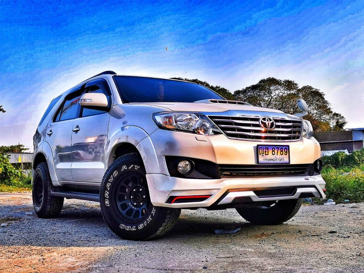 ชุดแต่งสเกิร์ต FORTUNER 2011-2014 MDP v1