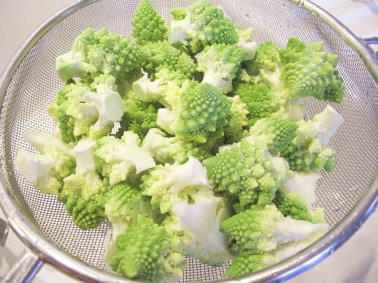 บล็อคโคลี่ เจดีย์ - Romanesco Broccoli