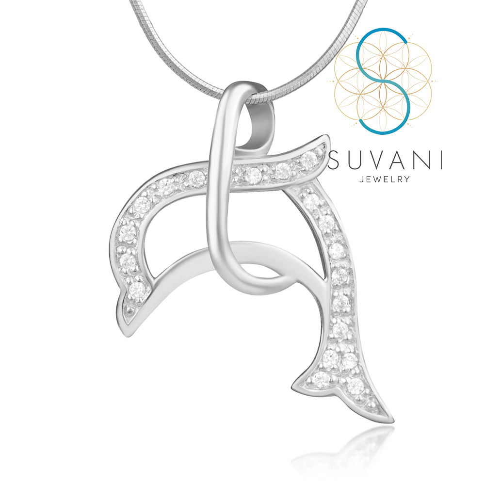 SUVANI เงินแท้ 92.5% จี้ปลาโลมากระโดดลอดห่วง ประดับด้วยเพชรรัสเซีย จี้พร้อมสร้อยคอ เครื่องประดับเงินแท้