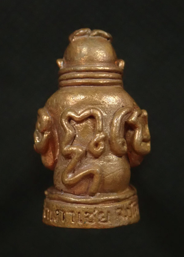 พระปิดตามหาอุตม์ มหาลาภ มหาเสน่ห์ มหานิยม รุ่นทอง 93 พระอาจารย์ทอง วัดสำเภาเชย ปี 2553 เนื้อสัตตะโลหะ (พิมพ์เล็ก) หมายเลข 5443 พร้อมกล่องเดิม