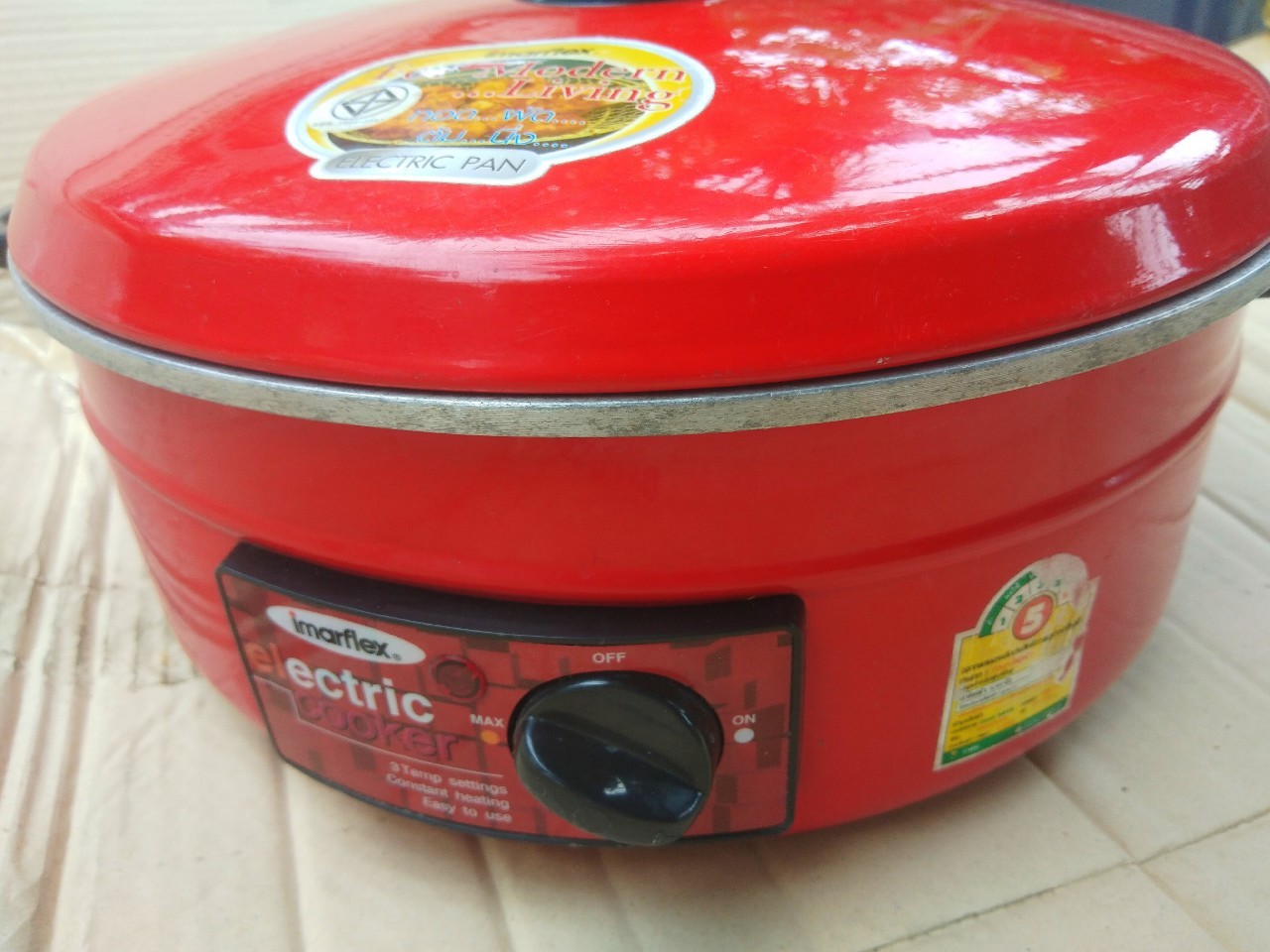 กะทะไฟฟ้า Imarflex รุ่น MP-12Q เป็นกระทะไฟฟ้าอลูมิเนียม ขนาดใหญ่ ความจุ 3 ลิตร ของมือสอง