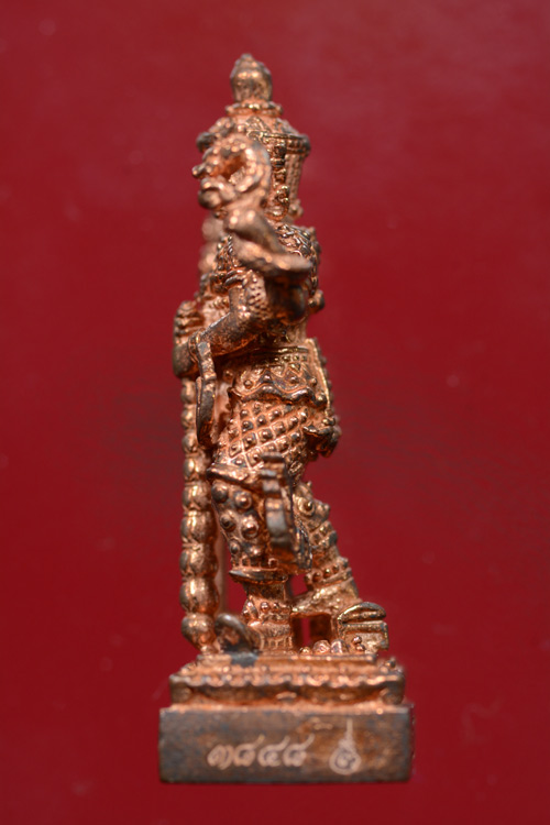 รูปหล่อลอยองค์ท้าวเวสสุวรรณตรีพระเพลา ปี 2555