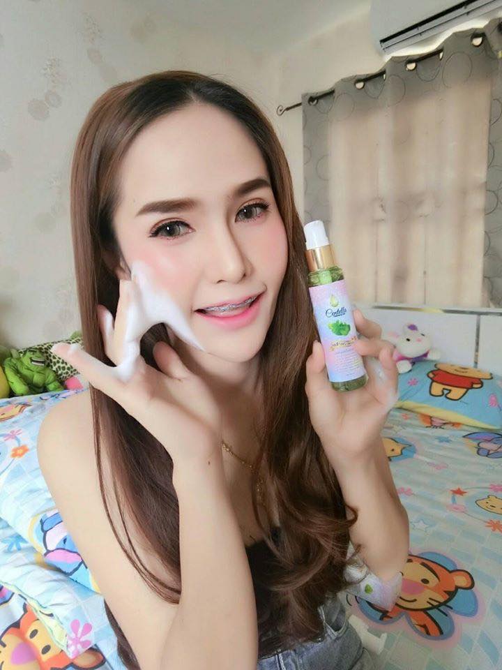Centella Cleansing Gel 60 ml. เจลล้างหน้าสูตรเย็น