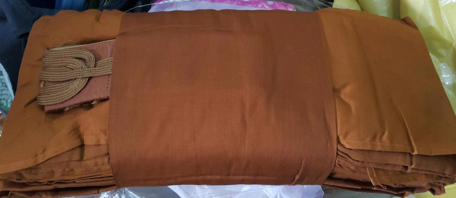 ผ้าไตรซันฟอล์ไรน์ (สีแก่นบวร)*ธรรมยุติ ตะเข็บคู่ 2 ชั้น เย็บ 9 ขันธ์ ขนาด 1.90 ม.