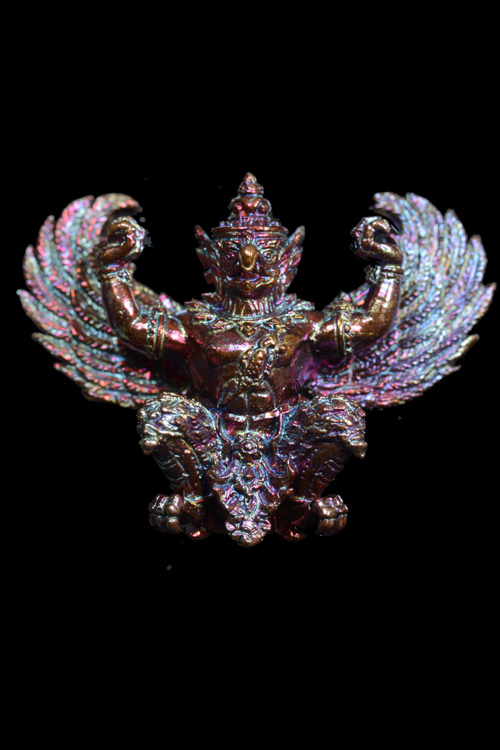 พญาครุฑ รุ่นมงคลบารมี91 เนื้อประกายรุ้ง