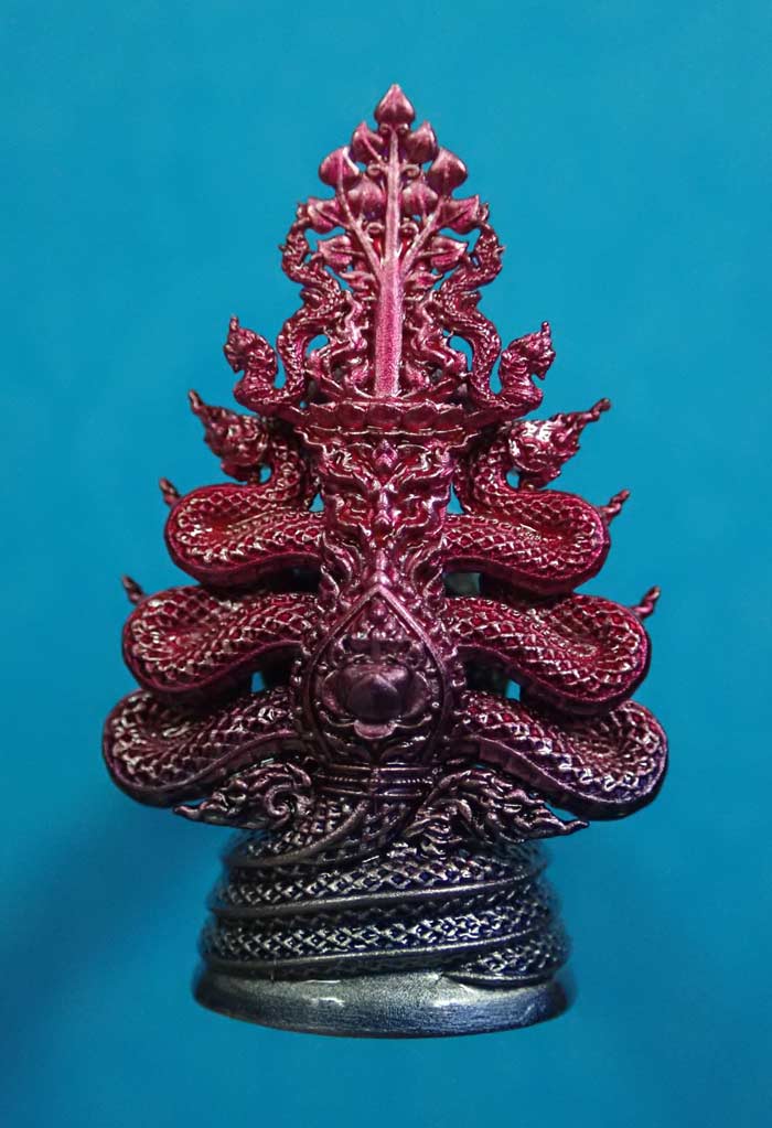 พระกริ่งพุทธศิลป์มุจลินท์นาคราชโพธิสักการ ปี 2563 (พระประจำวันเสาร์) *เป็นรุ่นแรก จากงานจิตรกรรม สู่งานประติมากรรม ศิลปะแห่งสีสัน* เนื้อ White Bronze Gradient Light Blue-Purple (รายการที่ 1.4 แยกชุดกรรมการใหญ่ ) หมายเลข 10 (พระสร้างเพียง 55 องค์)