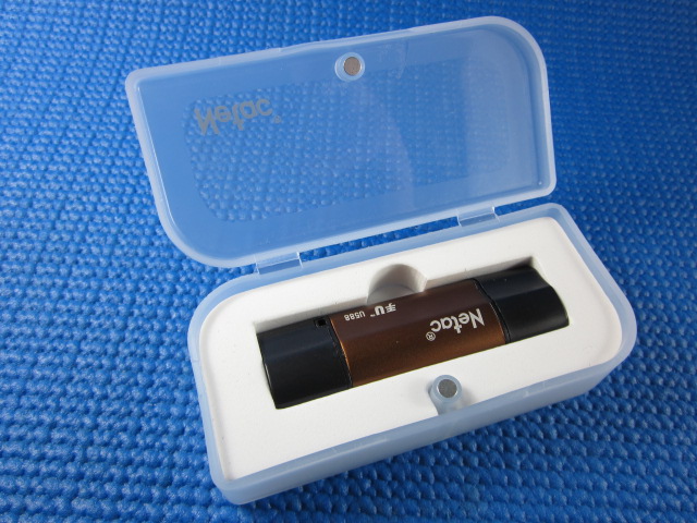 Dual USB Flash Drive และ OTG 16G Netac U588