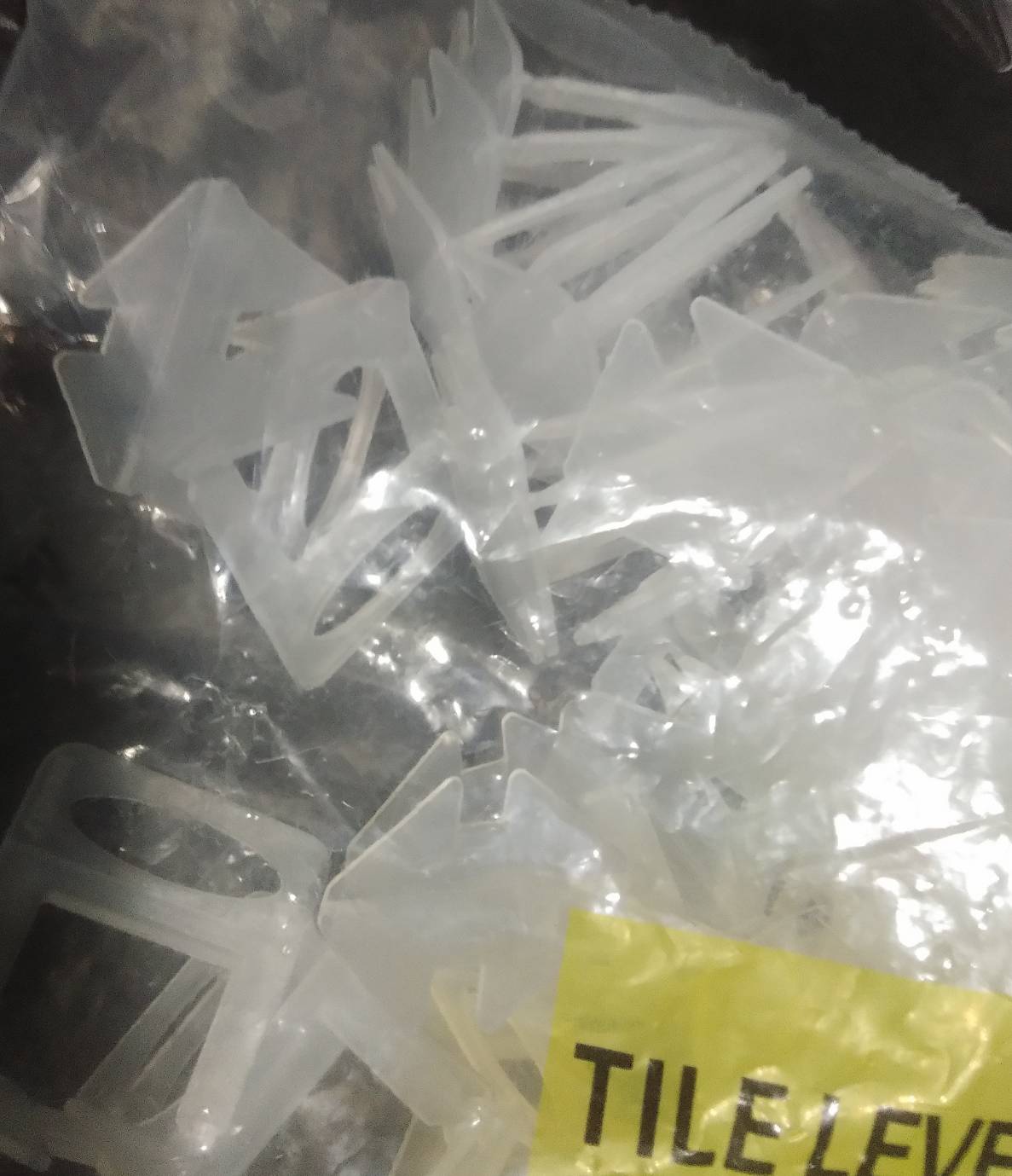 อุปกรณ์ปรับระดับกระเบื้อง ขนาด 1.5 มม.จำนวน 100 ชิ้น ยังไม่แกะถุง