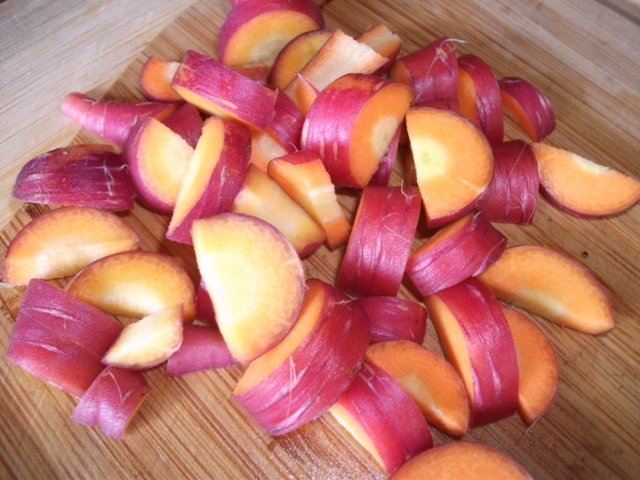 แครอทคละสี - Mixed Rainbow Blend Carrot