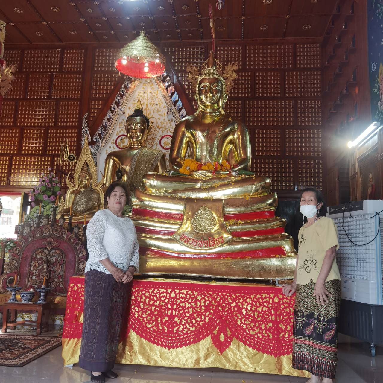 หลวงพ่อโสธรหน้าตัก 50 นิ้ว ปิดทองคำแท้