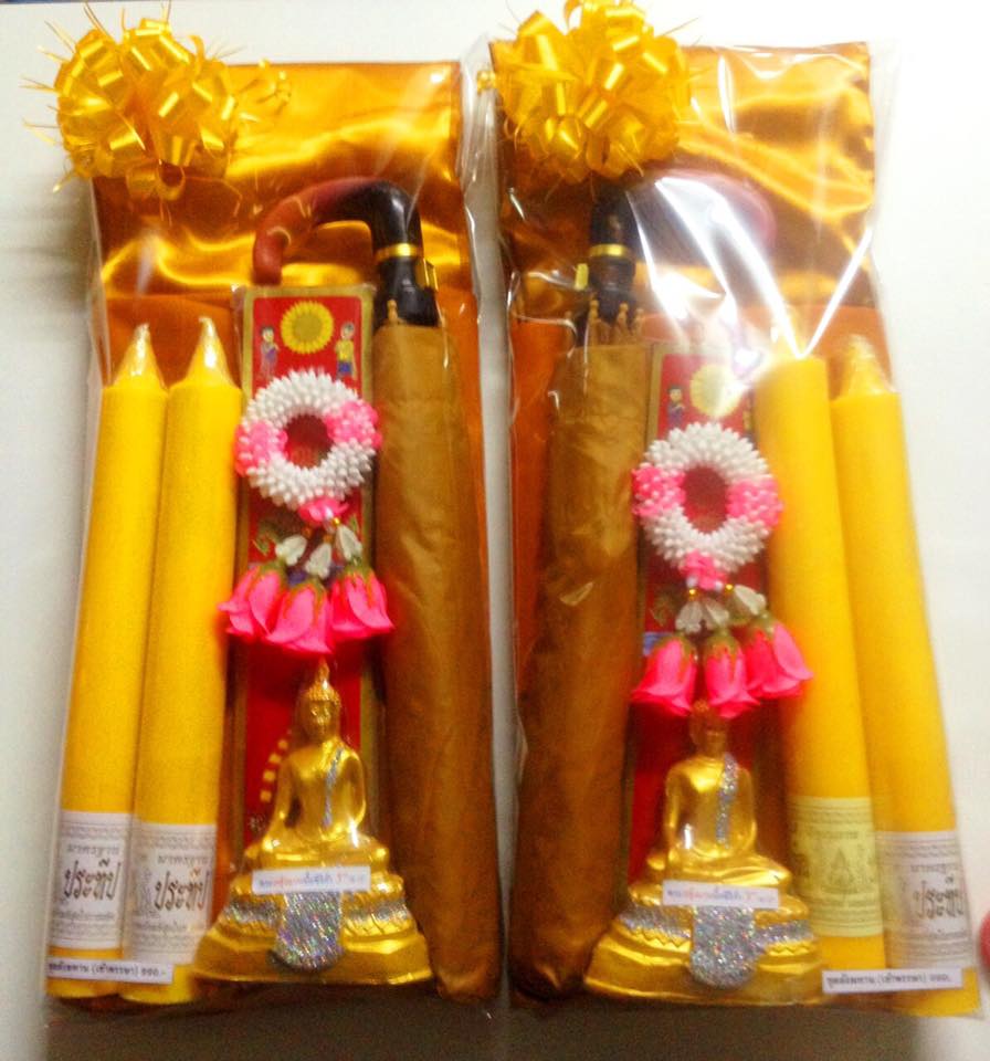 สังฆทานผ้าไตร เทียน ร่ม พระชนะมาร
