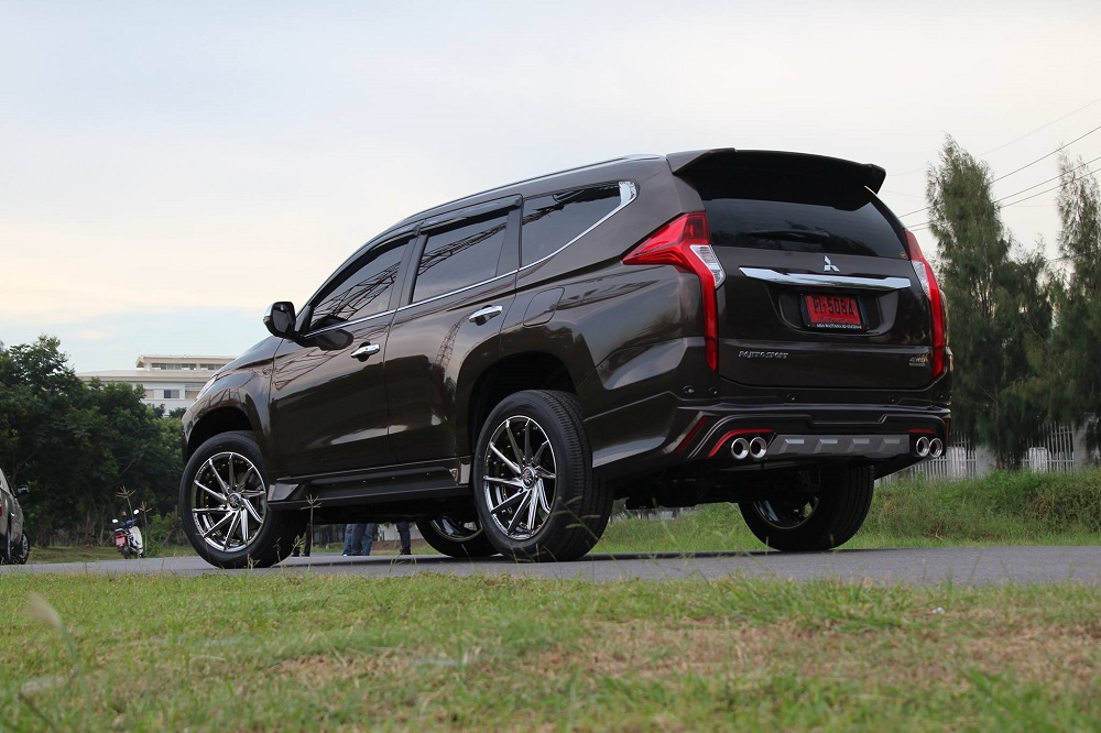 NEW PAJERO 2016